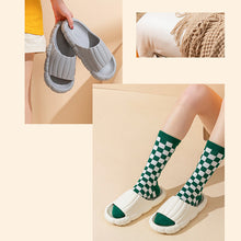 画像をギャラリービューアに読み込む, 水に強い素材でサウナはもちろん海やプールなど様々なシーンで活躍