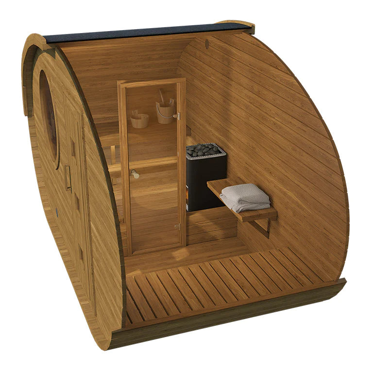 前室付きで、着替え時にも安心の屋外サウナ