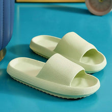 画像をギャラリービューアに読み込む, 軽量素材でストレスフリー