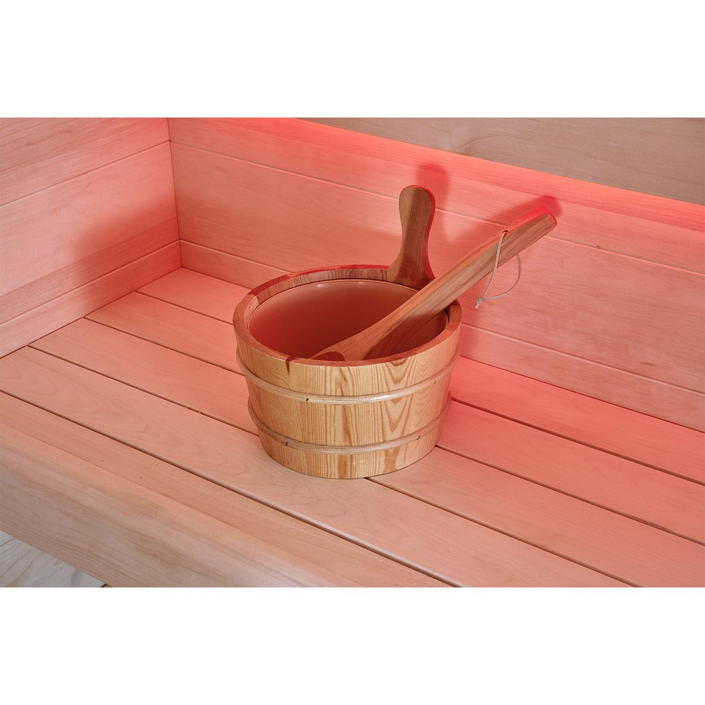 柄杓、温湿度計や砂時計など充実の付属品