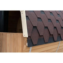 雨や雪にも強いアスファルトシングル屋根を付属