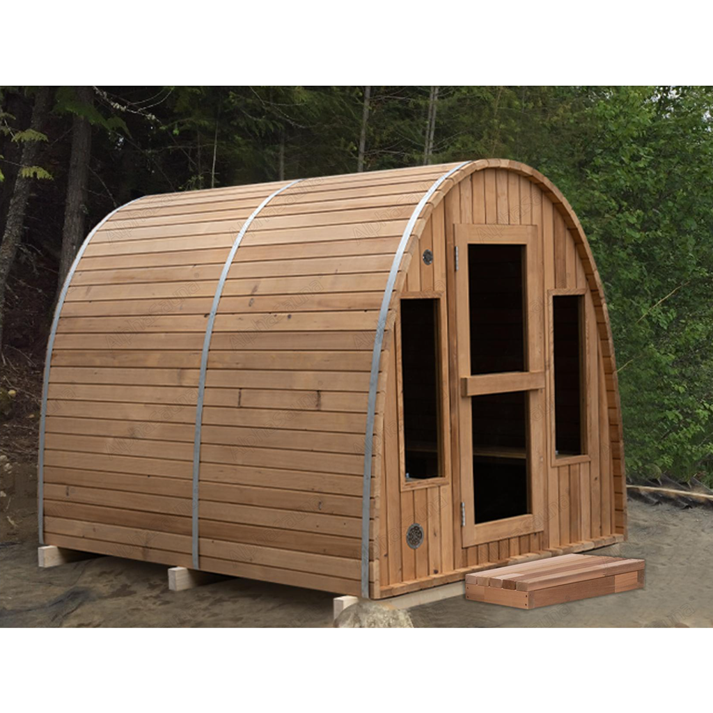 ドアや小窓から外の景色を眺めながら、ゆったりとくつろぐことができます