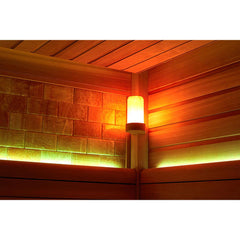 温かみのあるライトで上質なリラックス空間を演出