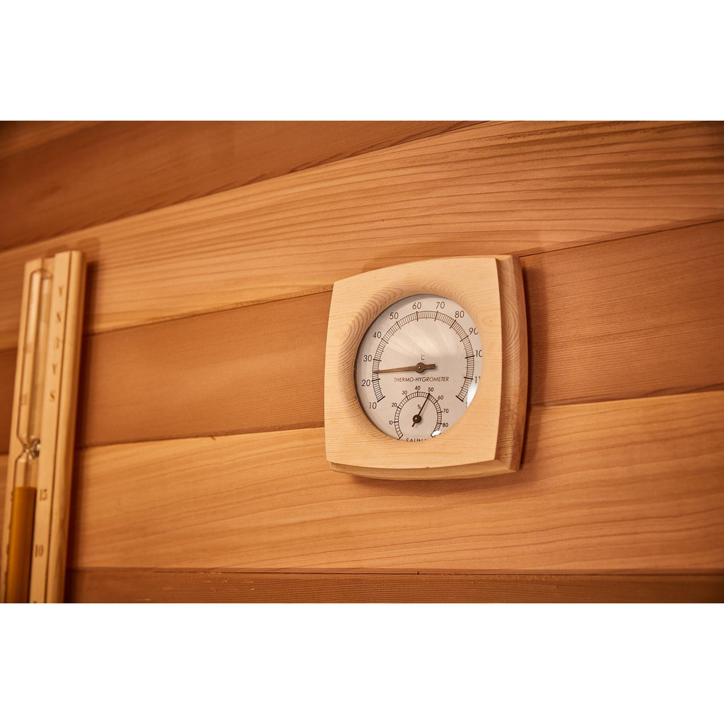 温湿度計やロウリュセットなど充実の付属品