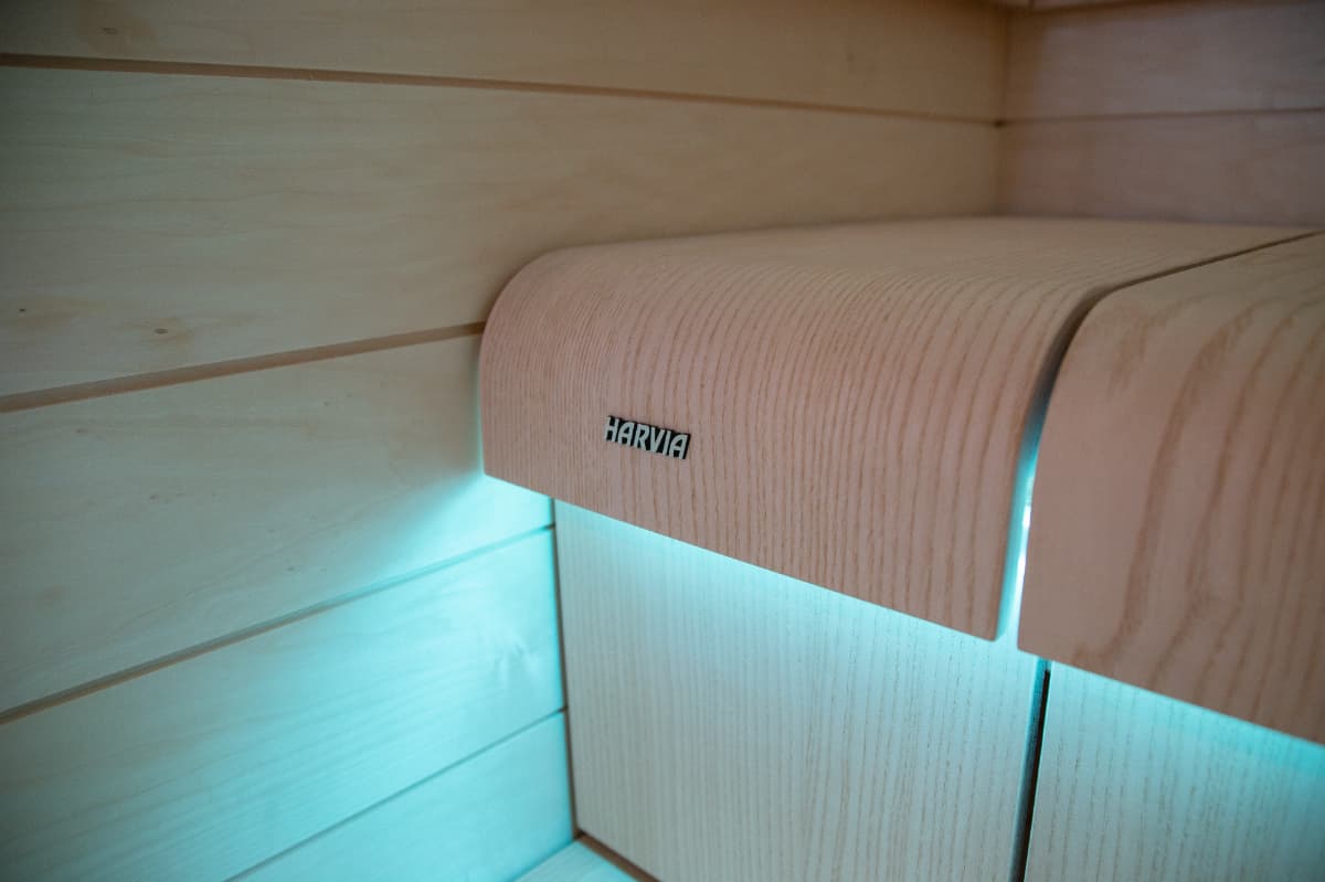 Harvia LUXURY 2020 | 屋内サウナ | 2-3人用 | 電気ストーブ付き