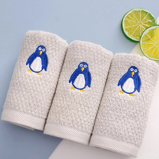 ペンギン刺繍ハンドタオル｜100%コットン | 柔らかな肌触り
